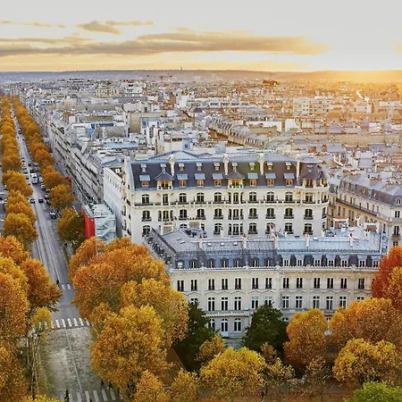 Apartman Charles Laffitte - *